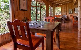 Cedrela Eco-Lodge&Restaurante
